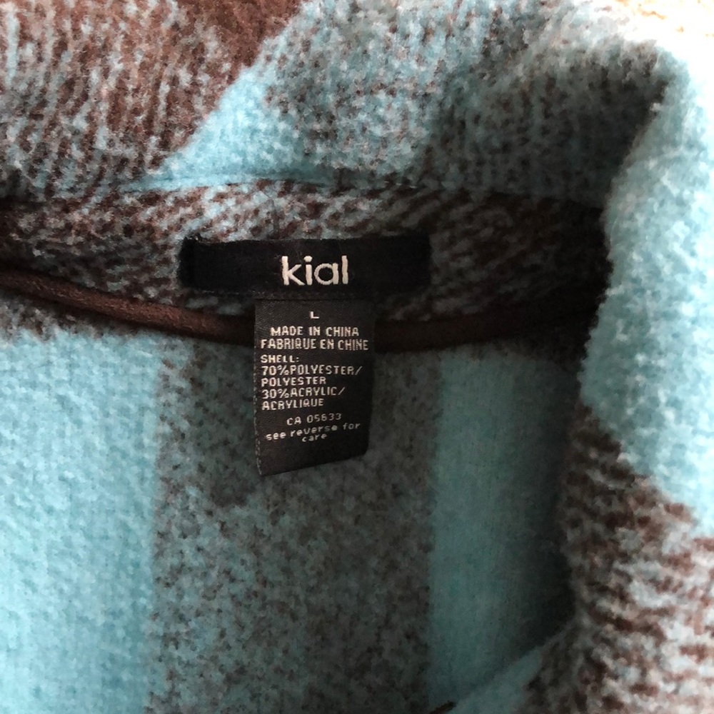 Vest - Picture 2 of 2